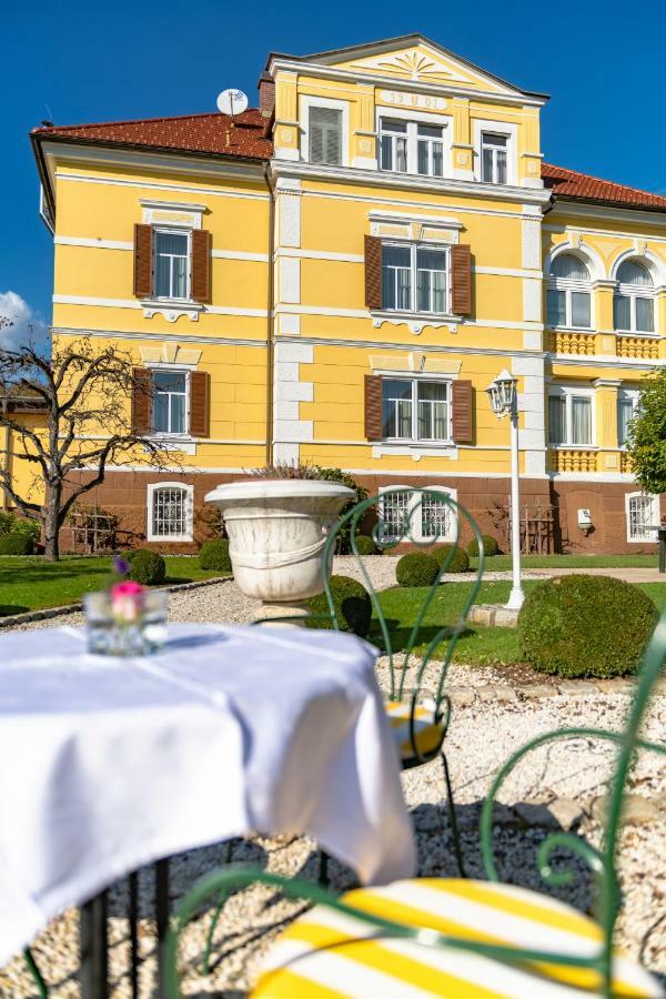 Postwirt Hotel Seeboden Exterior foto